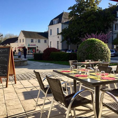 Le Lion D'Or Hotel Selles-sur-Cher Exterior foto
